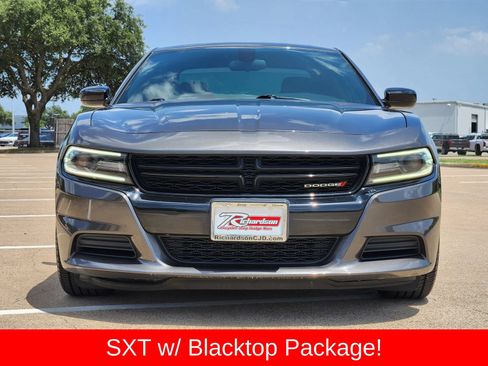 Used 2020 Dodge Charger SXT w/ Blacktop Package RWD image 7