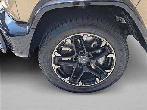Used 2025 Mercedes-Benz G 63 AMG 4MATIC image 25