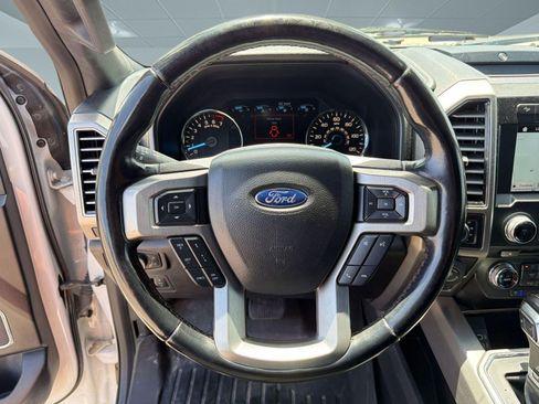 Used 2018 Ford F150 Platinum w/ Equipment Group 701A Luxury AWD/4WD image 16
