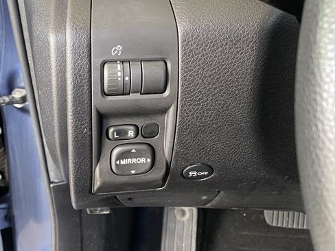 Used 2011 Subaru Forester 2.5X w/ Alloy Wheel Value Pkg AWD/4WD image 18