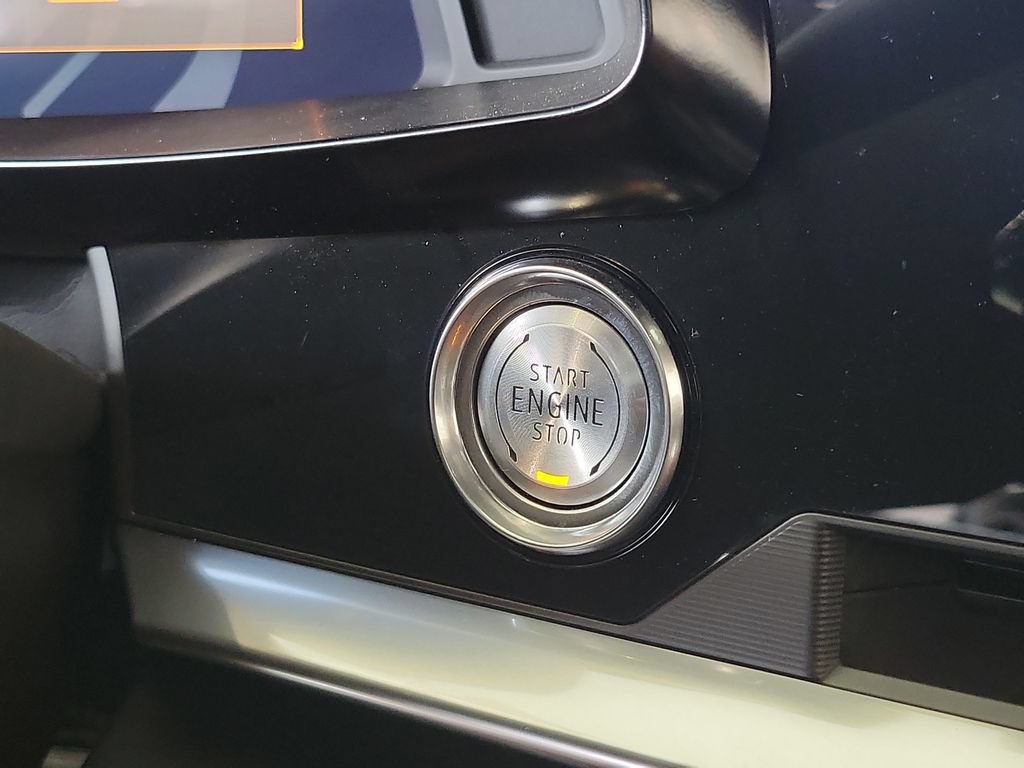 Used 2024 Chevrolet Corvette Stingray Preferred Conv w/ Z51 Performance Package RWD image 35