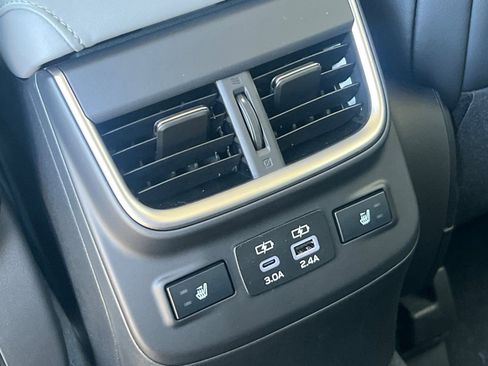 New 2025 Subaru Outback Limited image 14