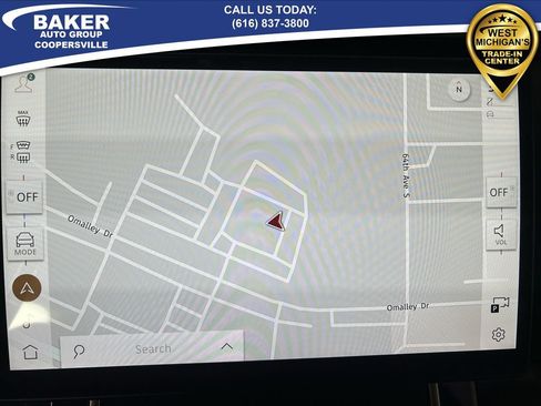 Used 2024 Land Rover Range Rover Velar Dynamic HSE image 15