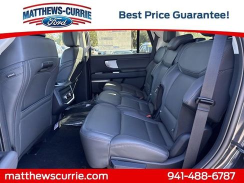 New 2025 Ford Expedition Active image 12