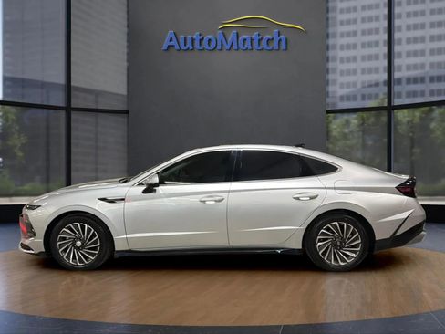Used 2025 Hyundai Sonata Limited image 7