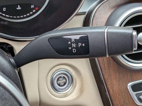 Used 2020 Mercedes-Benz C 300 Sedan image 26