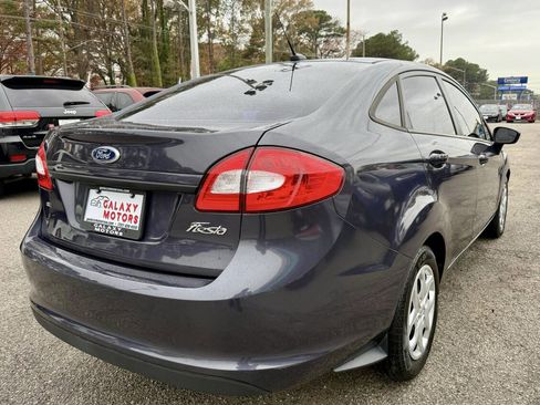 Used 2013 Ford Fiesta SE image 5