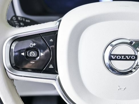 Certified 2023 Volvo XC90 B5 Plus w/ Protection Package Premier AWD/4WD image 11