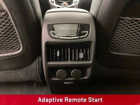 Used 2013 Cadillac SRX Premium image 18