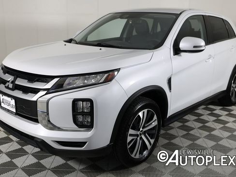 Used 2022 Mitsubishi Outlander Sport SE image 9