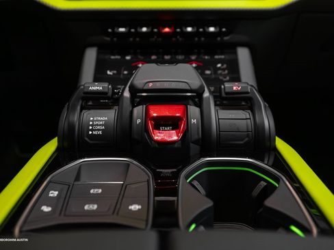 New 2025 Lamborghini Urus SE image 33