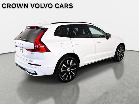 Used 2023 Volvo XC60 B5 Plus w/ Protection Package Premier FWD image 6