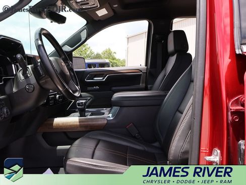 Used 2023 Chevrolet Silverado 1500 High Country w/ Technology Package AWD/4WD image 22