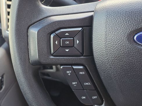 Used 2019 Ford F250 XLT w/ XLT Premium Package AWD/4WD image 28