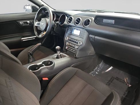 Used 2019 Ford Mustang Coupe RWD image 35