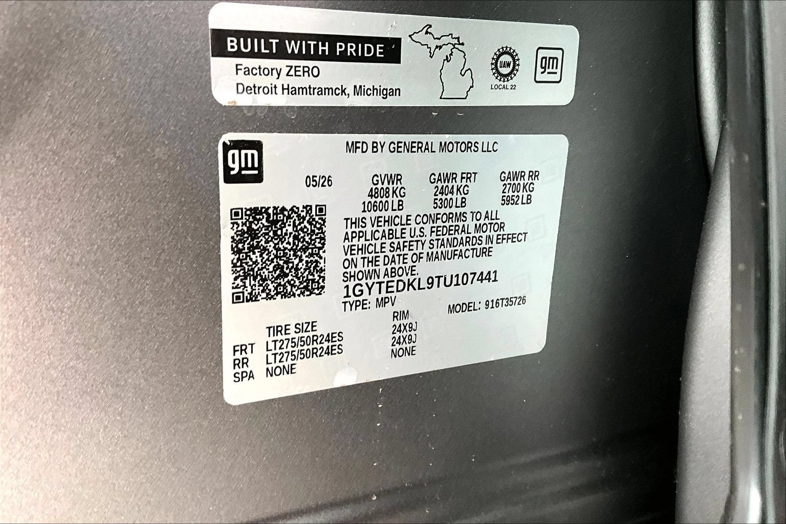 New 2026 Cadillac Escalade IQ Luxury 2 w/ LPO, Floor Liner Package AWD/4WD image 37