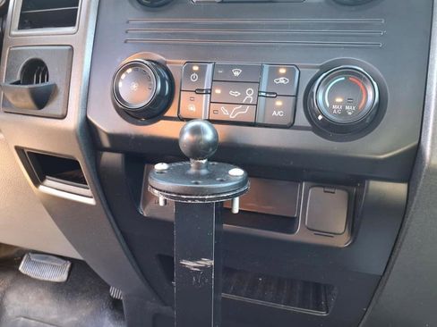 Used 2019 Ford F550 2WD Regular Cab Super Duty image 27