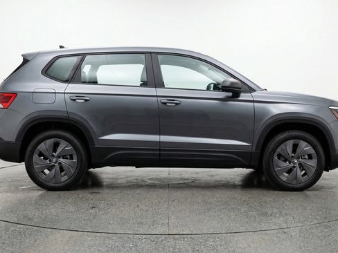 Used 2025 Volkswagen Taos S image 11