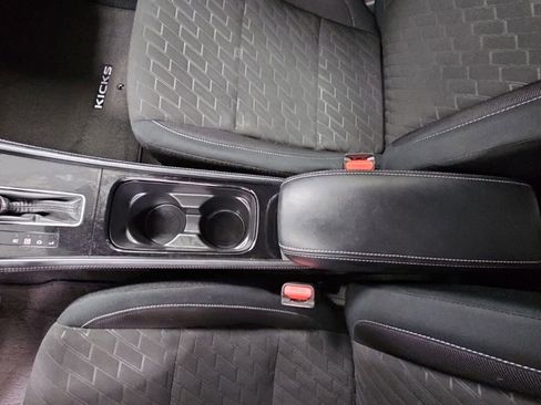 Used 2023 Nissan Kicks SV FWD image 19