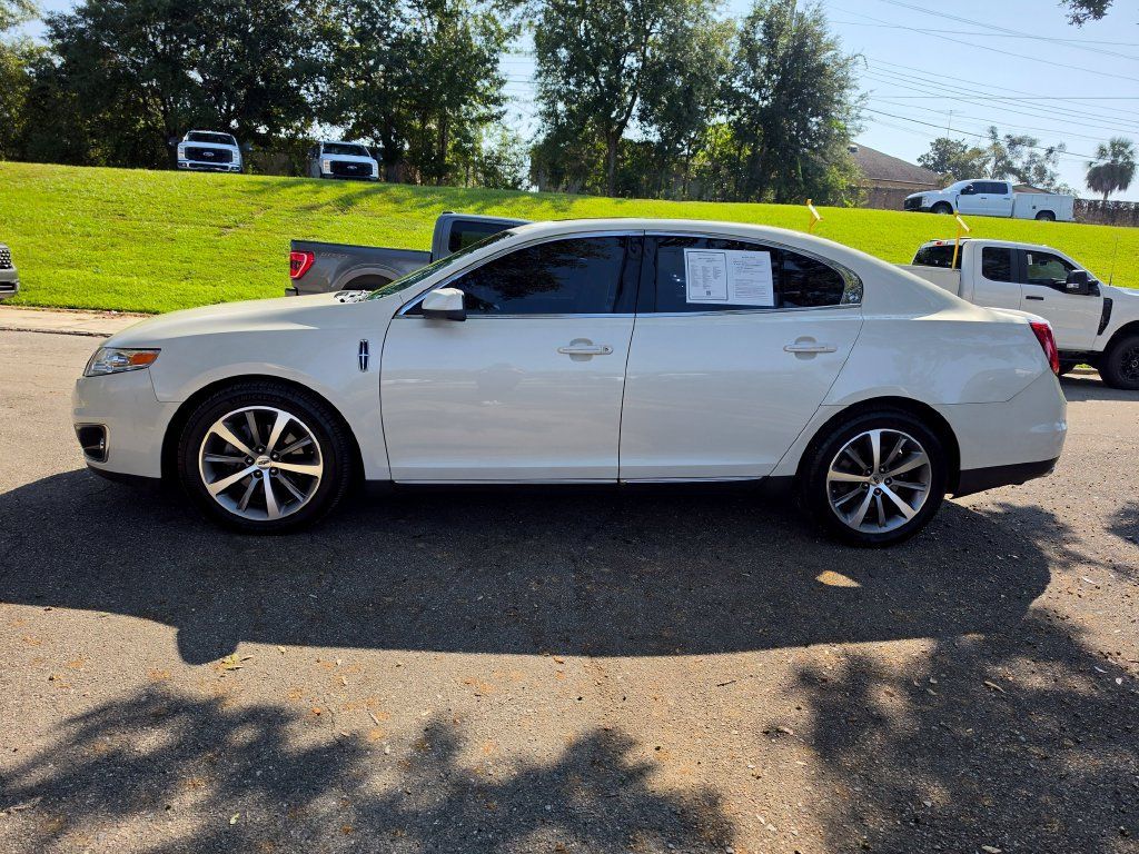 Used 2009 Lincoln MKS FWD image 2