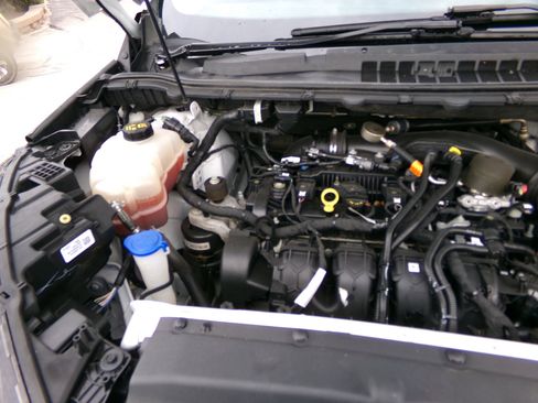 Used 2019 Ford Edge SEL image 27