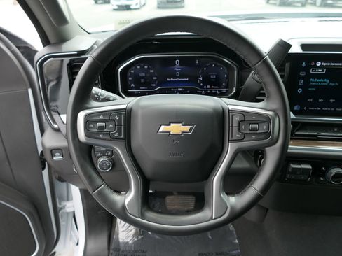 Used 2025 Chevrolet Silverado 2500 LT w/ Convenience Package AWD/4WD image 20