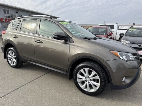 Used 2013 Toyota RAV4 Limited AWD/4WD image 10