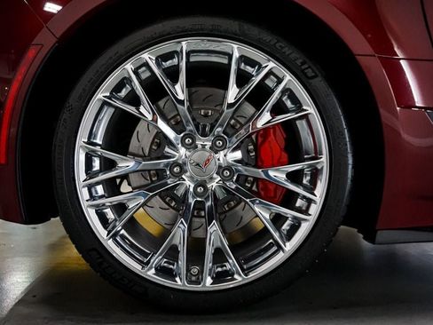 Used 2018 Chevrolet Corvette Z06 RWD image 66
