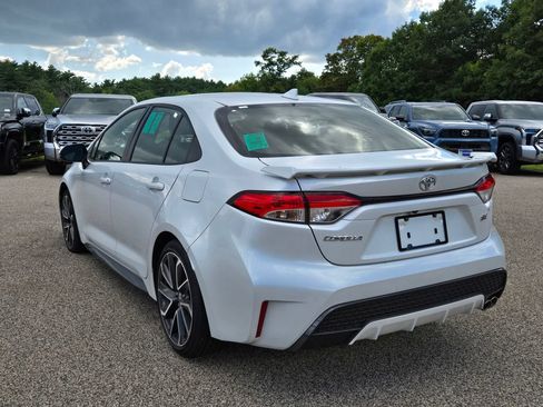 Used 2022 Toyota Corolla SE FWD image 3