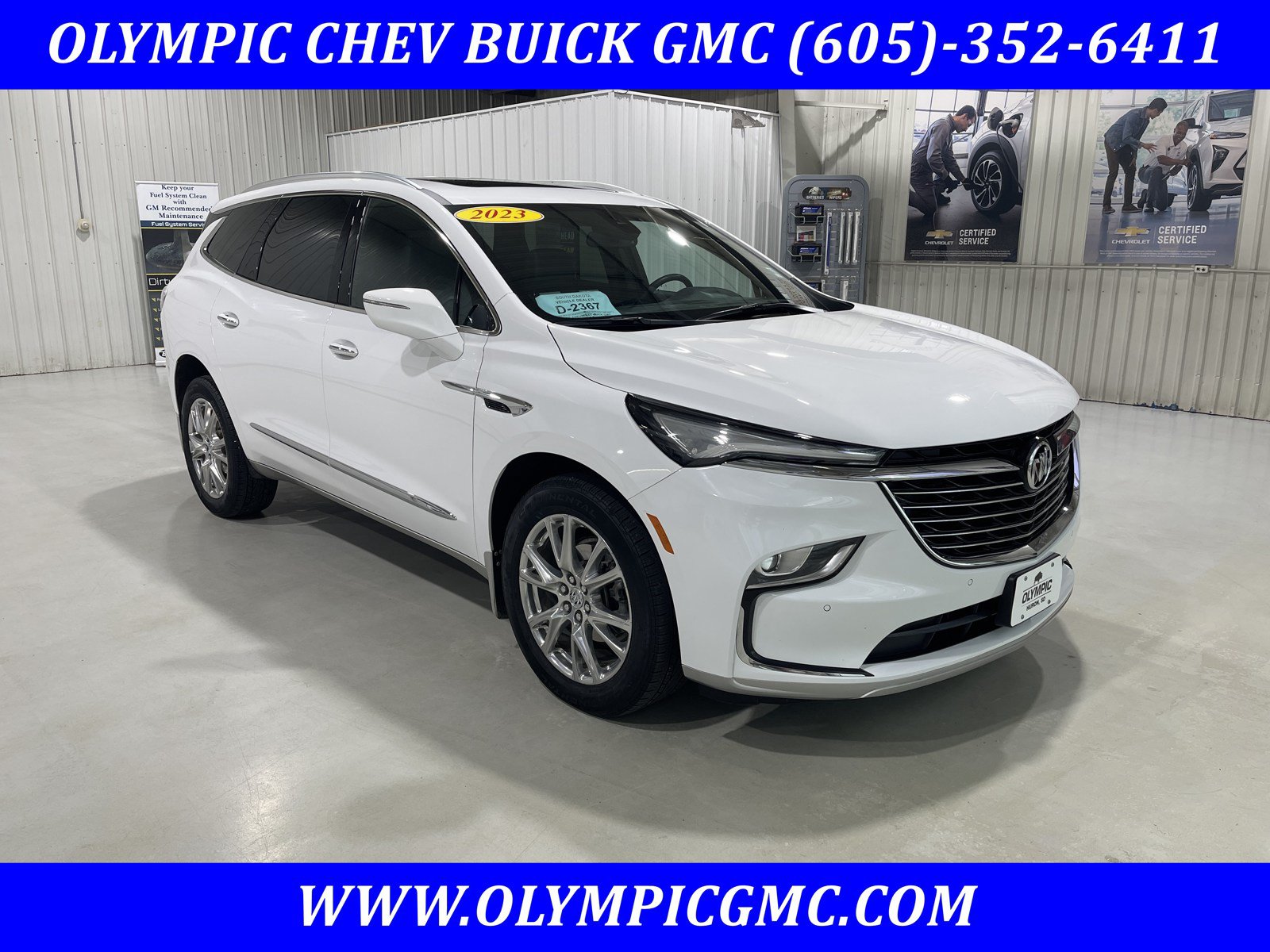 Used 2023 Buick Enclave Essence w/ Experience Buick Package AWD/4WD image 1