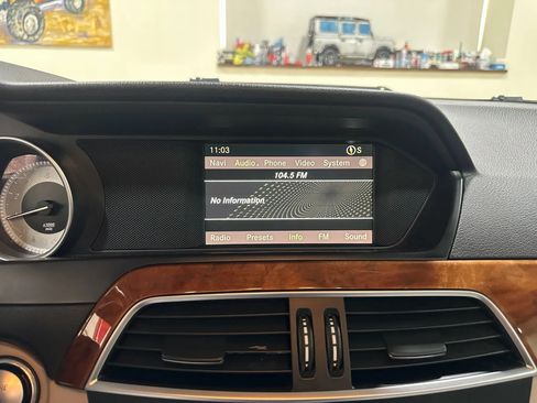 Used 2012 Mercedes-Benz C 300 4MATIC Sedan image 36