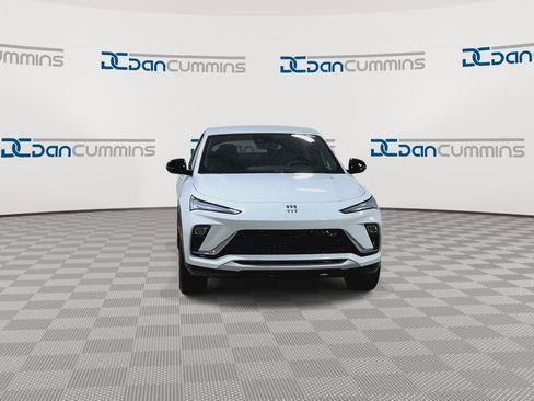 New 2026 Buick Envista Sport Touring image 4