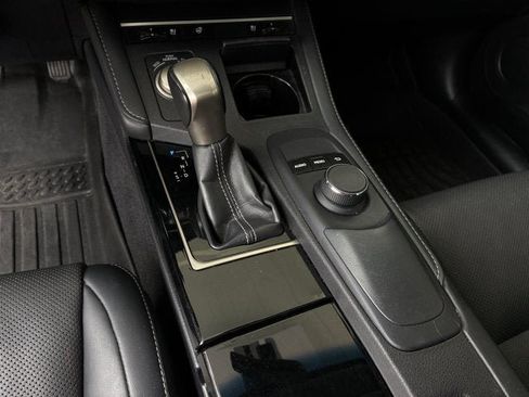 Used 2016 Lexus ES 350 w/ Premium Package w/Wood Trim FWD image 16