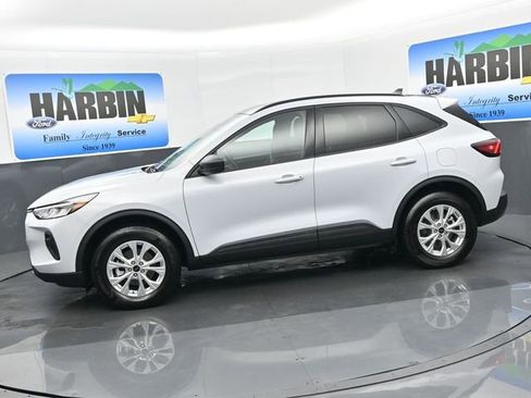 New 2025 Ford Escape Active w/ Tech Pack #1 image 2