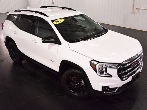 Used 2023 GMC Terrain AT4 w/ LPO, Floor Liner Package image 9