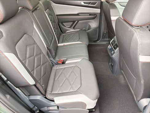New 2026 Volkswagen Atlas Peak Edition AWD/4WD image 29