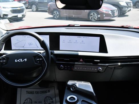 Used 2024 Kia EV6 Light RWD image 40