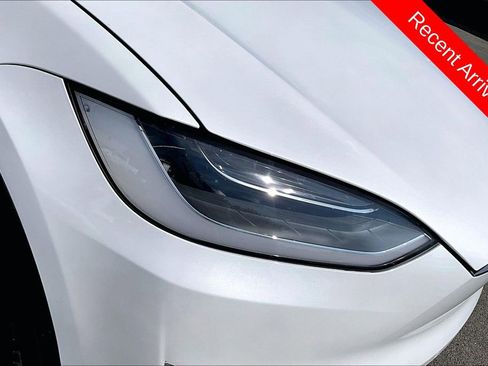 Used 2019 Tesla Model X Long Range image 33