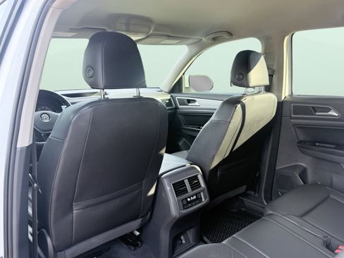 Used 2019 Volkswagen Atlas SE image 36