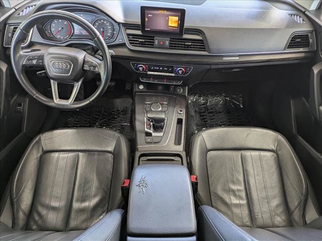 Used 2020 Audi Q5 2.0T Premium w/ Convenience Package AWD/4WD image 17