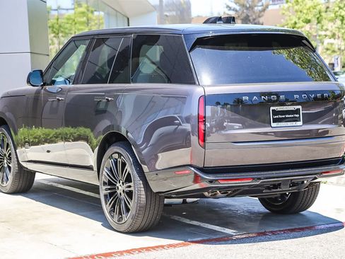 New 2025 Land Rover Range Rover Autobiography image 6