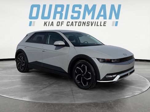 Used 2023 Hyundai Ioniq 5 SEL image 1