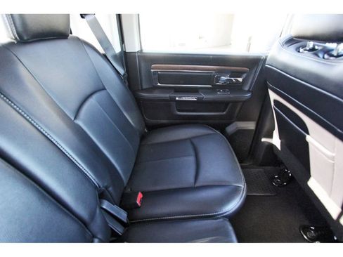 Used 2018 RAM 2500 Laramie w/ Off Road Package image 11