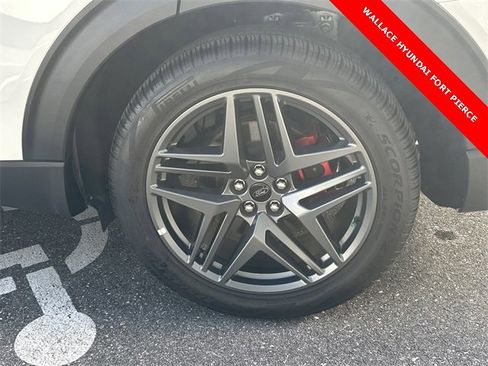 Used 2025 Ford Explorer ST-Line w/ Premium Package image 12