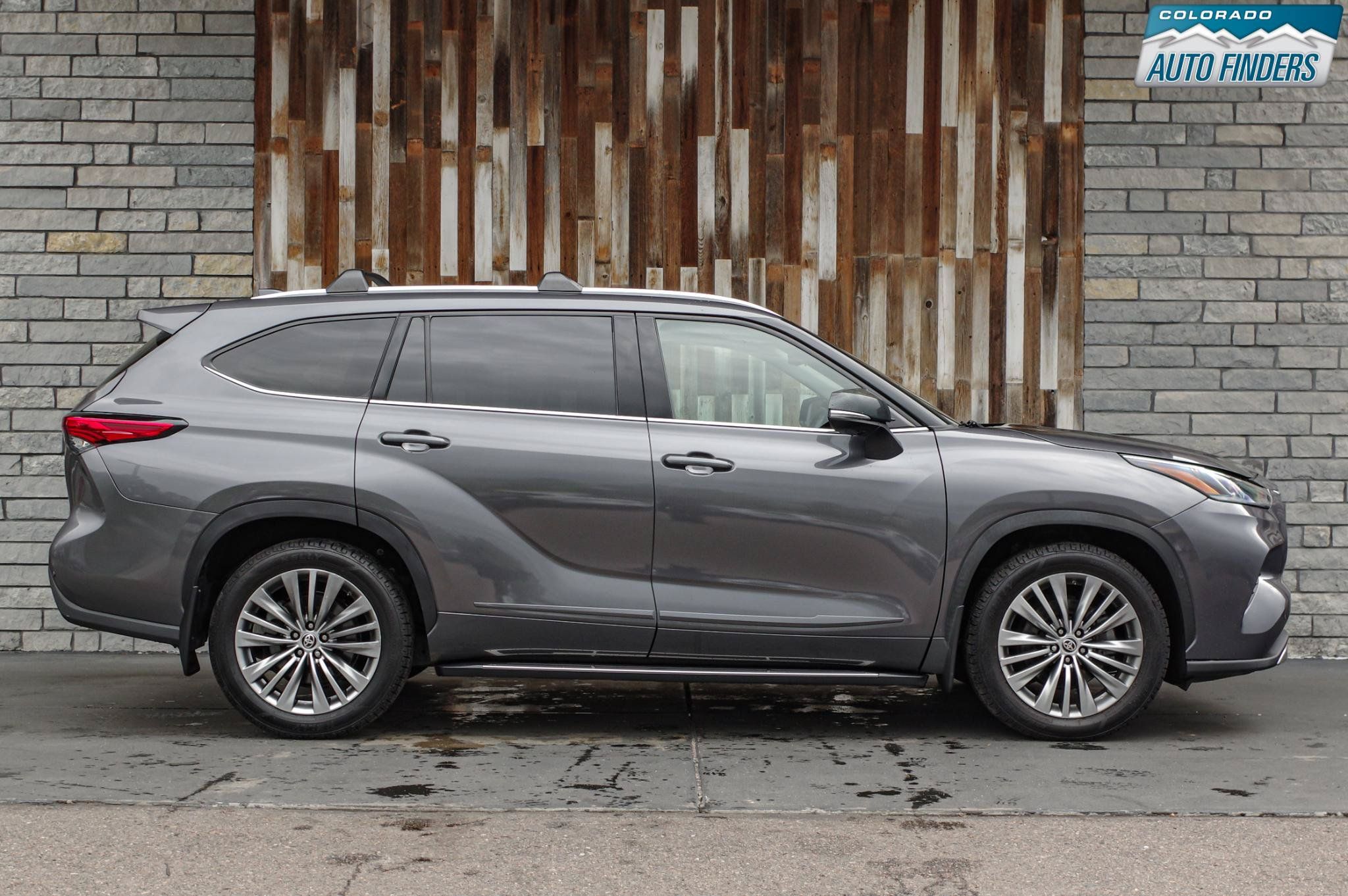 Used 2021 Toyota Highlander Platinum AWD/4WD image 8