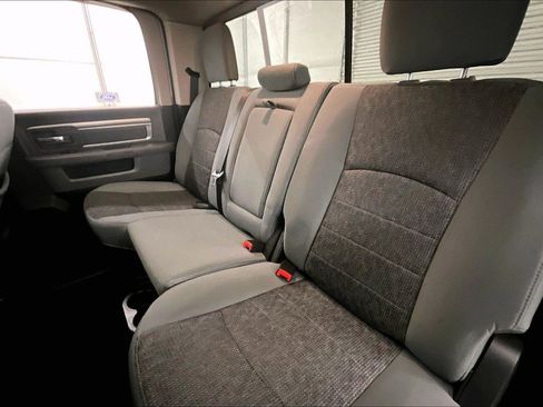 Used 2018 RAM 1500 Big Horn image 25