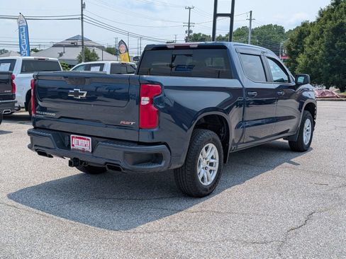 Used 2021 Chevrolet Silverado 1500 RST w/ Convenience Package II AWD/4WD image 3