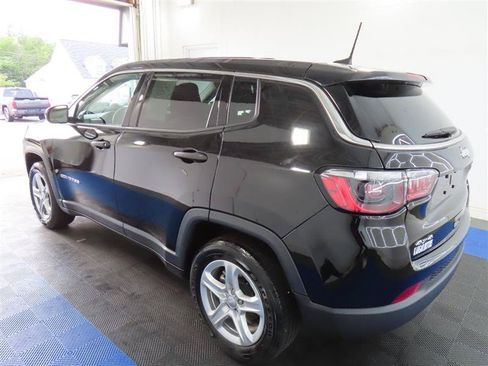 Used 2023 Jeep Compass Sport AWD/4WD image 10