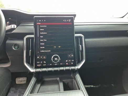 Used 2024 GMC Acadia Elevation w/ Luxury Package image 24