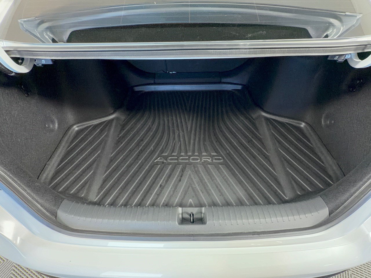 Certified 2024 Honda Accord Sport image 28